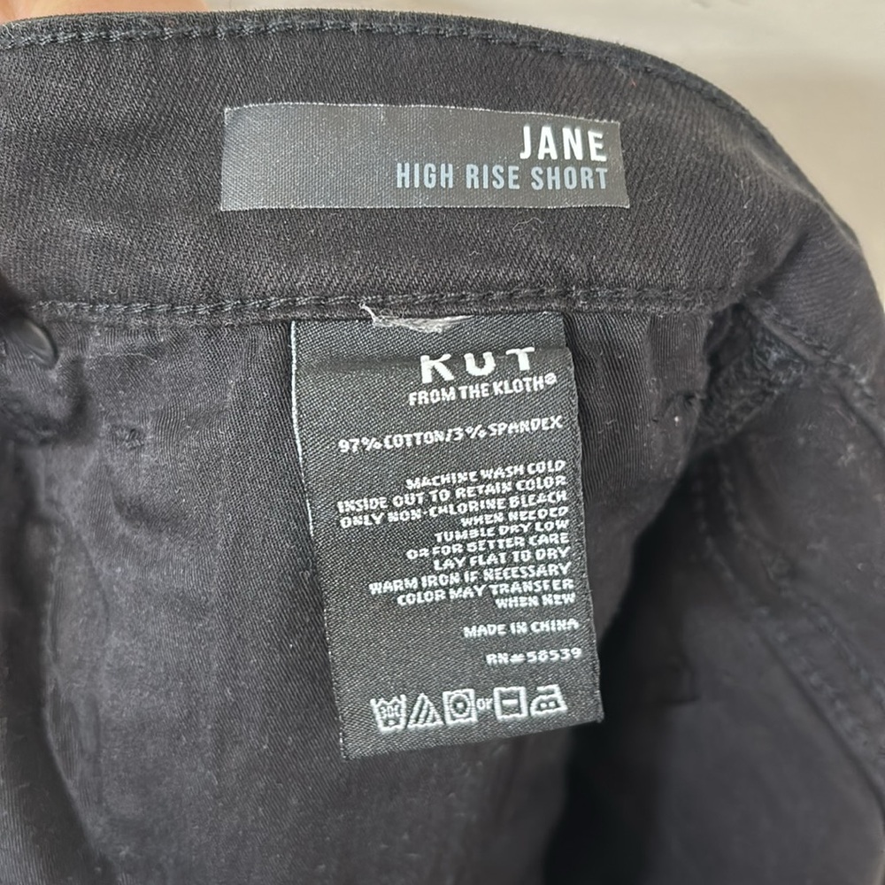 Kut From The Kloth Jane High Rise Black Shorts Size 12 - Picture 8 of 8